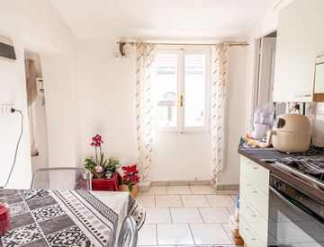 Cucina - Trilocale in Vendita in Via Giuseppe Garibaldi 32 a Ventimiglia