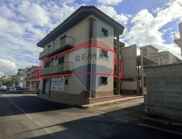 Foto 1 di 49 - Casa bifamiliare, trifamiliare in Vendita in Via Giuseppe Galliano 42 a Comiso