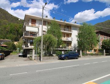 Foto 1 di 33 - Quadrilocale in Vendita in Viale Cesare Battisti 79 a Varallo