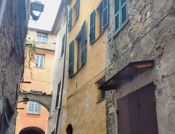 Foto 1 di 20 - Casa indipendente in Vendita in Vico Aicardi a Pieve di Teco