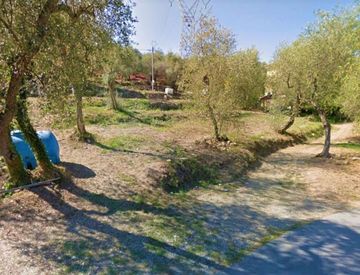Foto 1 di 14 - Terreno agricolo in Vendita in Via Trieste a Pietrabruna