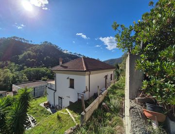Villa In Vendita In Loc Pi Di Legnaro A Levanto 250mq Casa it Villa In Vendita In Loc Pi Di Legnaro A Levanto 250mq Casa it