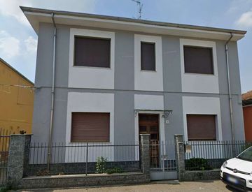 Foto 1 di 38 - Appartamento in Vendita in Via Egitto 39 a Vercelli