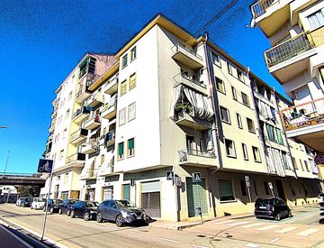 Facciata - Quadrilocale in Vendita in Via Guglielmo Ventura 25 a Asti