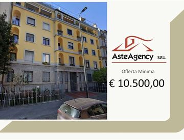 Foto 1 di 24 - Monolocale in Vendita in Via Giuseppe Longhi 7 a Milano