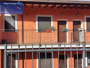 Facciata - Trilocale in Vendita in Via Borgarello 33 a Roma