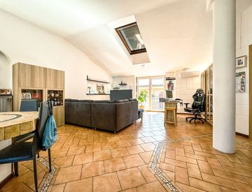 Soggiorno - Quadrilocale in Vendita in Via Alfonso Lamarmora a Gattinara
