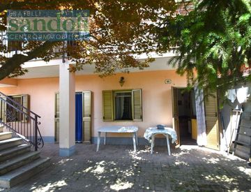 Foto 1 di 27 - Casa indipendente in Vendita in Via Circonvallazione a Ronsecco