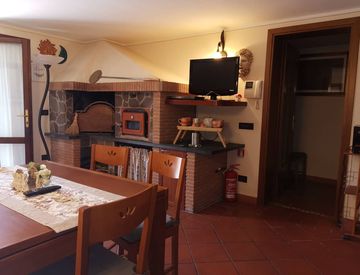 Soggiorno - Casa indipendente in Affitto in Via Provinciale Le Francesca Nord 105 a Vicopisano