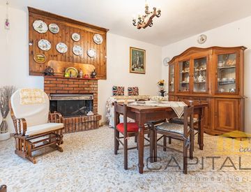 Soggiorno - Casa indipendente in Vendita in Largo Vittorio Veneto 4 -6 a Vagli Sotto