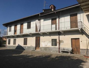 Foto 1 di 16 - Rustico, casale in Vendita in Via San Grato a Villarboit