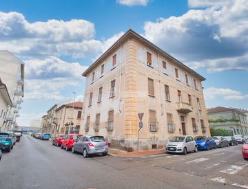 Foto 1 di 22 - Rustico, casale in Vendita in Via Gaudenzio Ferrari a Vercelli