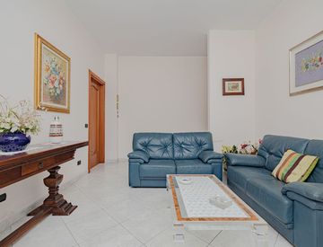 Soggiorno - Bilocale in Vendita in Viale Fratelli Casiraghi 376 a Sesto San Giovanni