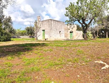 Giardino - Baita, bungalow, chalet, trullo in Vendita in Contrada Arrighi a Carovigno