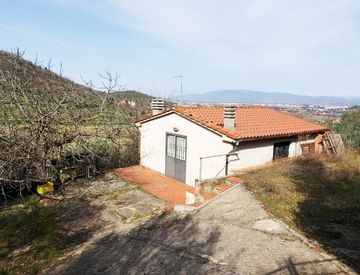 Terreno agricolo in Vendita in zona Bagnoro Santa Firmina a Arezzo