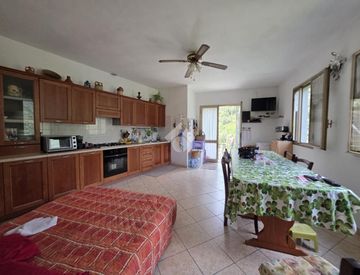 Soggiorno - Monolocale in Vendita in zona Centro a Taggia