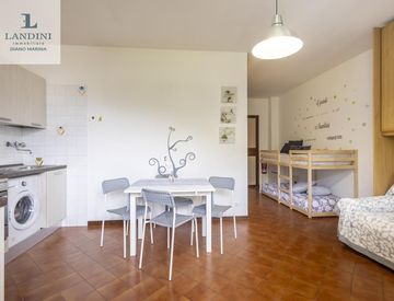 Soggiorno - Monolocale in Vendita in Via A. Regolo 11 a Cervo