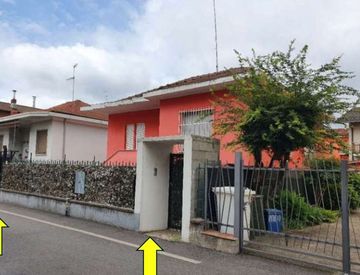 Facciata - Villa in Vendita in Via Giacomo Matteotti a Vignate