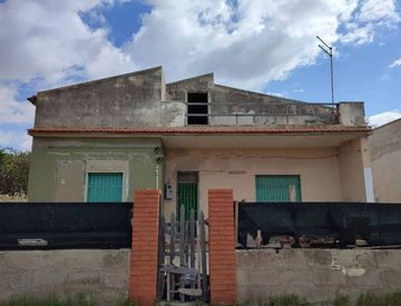 Foto 1 di 2 - Villa in Vendita in Via G. Puglia a Vittoria
