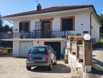 Facciata - Casa indipendente in Vendita a Supino