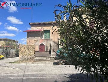 Foto 1 di 6 - Bilocale in Vendita in Viale Stazione 5 a San Sostene