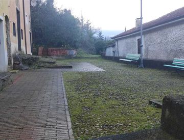 Giardino - Casa indipendente in Vendita in zona Centro a Borgomaro