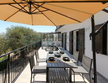 Terrazza - Casa bifamiliare, trifamiliare in Vendita in Via Don Luigi Orengo a Imperia