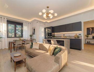 Soggiorno - Trilocale in Vendita in Viale Toscana 17 a Milano