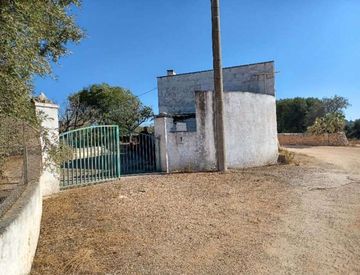 Facciata - Rustico, casale in Vendita in Contrada Tamburroni a Ostuni