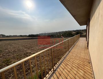 Terrazza - Casa bifamiliare, trifamiliare in Vendita in Via san giuliano s.elena a Modica