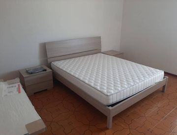 Camera da letto - Appartamento in Affitto in Via di Pratale a Pisa