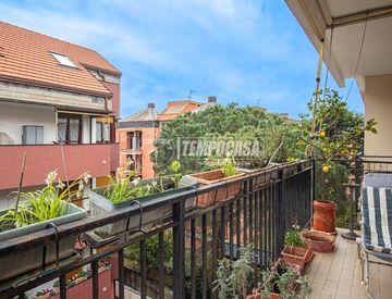 Terrazza - Trilocale in Vendita in Via Antica Romana Occidentale a Sestri Levante