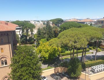 Vista - Attico, mansarda in Affitto in Via Clitunno a Roma