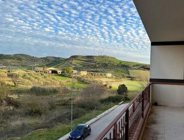 Terrazza - Quadrilocale in Vendita in Via Vittorio Emanuele a Giarratana