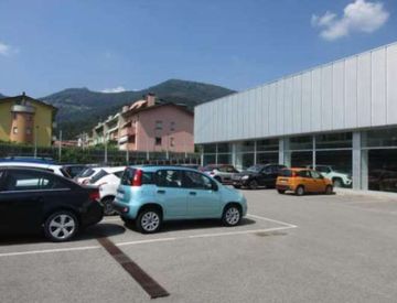 Vista - Capannone in Vendita in Via Missionario Pietro Noris a Alzano Lombardo