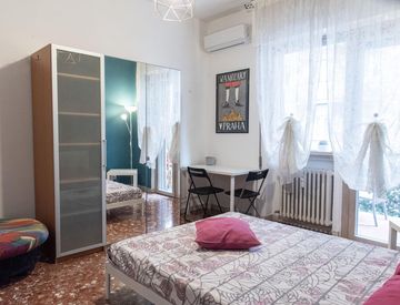 Camera da letto - Stanza in Affitto in Via Tuscolana 859 a Roma