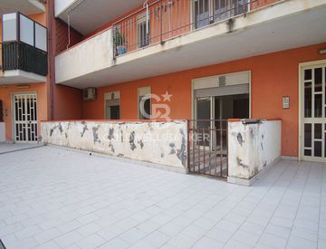 Terrazza - Trilocale in Vendita in Via Regina del Cielo 119 a Fiumefreddo di Sicilia