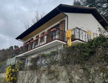 Foto 1 di 28 - Casa indipendente in Vendita in Strada della Villa a Seborga