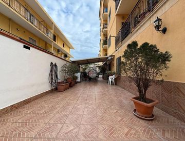 Foto 1 di 40 - Appartamento in Vendita in Via Marianazzo a Reggio Calabria