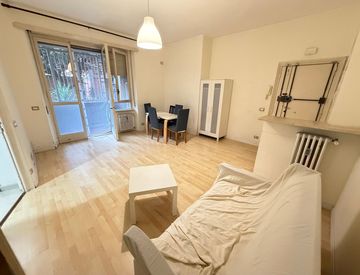 Soggiorno - Trilocale in Affitto in Via tripolitania a Roma