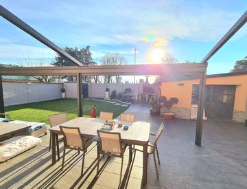 Terrazza - Villa in Vendita in Via Bertani 34 a Cerro Maggiore
