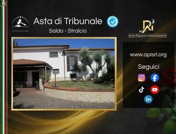 Facciata - Villa in Vendita in Via Sicilia 36 a Sezze