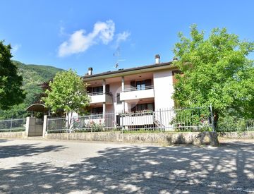 Facciata - Bilocale in Vendita in zona Centro a Calestano