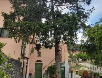 Foto 1 di 18 - Attico, mansarda in Vendita in Via Turistica a Camporosso