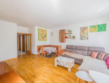 Soggiorno - Trilocale in Vendita a Merano