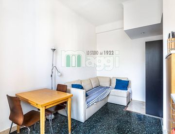 Camera da letto - Bilocale in Affitto in Via Lovanio a Milano