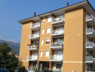 Foto 1 di 13 - Trilocale in Vendita in Via zuccone 19 a Quarona
