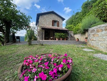 Villa In Vendita In Via Lamma A Monterenzio - 180mq - Casa.it