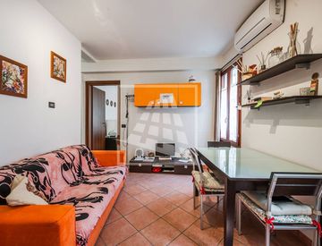 Soggiorno - Bilocale in Vendita in Via Giulio Ferrari 15 a Reggio Emilia