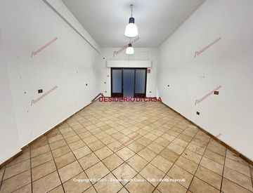 Stanza - Locale commerciale in Vendita in Viale Europa 193 a Misilmeri